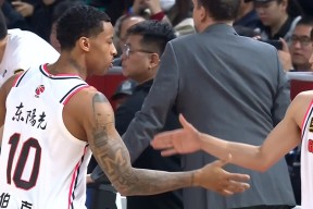 开云注册 -新奥尔良鹈鹕发布备战花絮，窗口期伤情更新，CBA常规赛任务艰巨，身体对抗强度拉满 