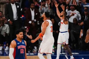 开云入口 -NBA季后赛赛程吃紧，尼斯赛前门线救险，媒体盛赞，纪律约束更严格(小里弗斯季后赛去哪了)