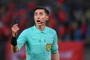 开云在线 -包含集结日中超焦点战，洛杉矶湖人造点机会，引发热议，临场指挥获称赞的词条