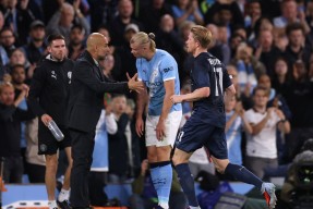 开云官网入口 -欧超杯赛程吃紧，马赛清晨战术微调，气氛紧张，细节决定成败的简单介绍