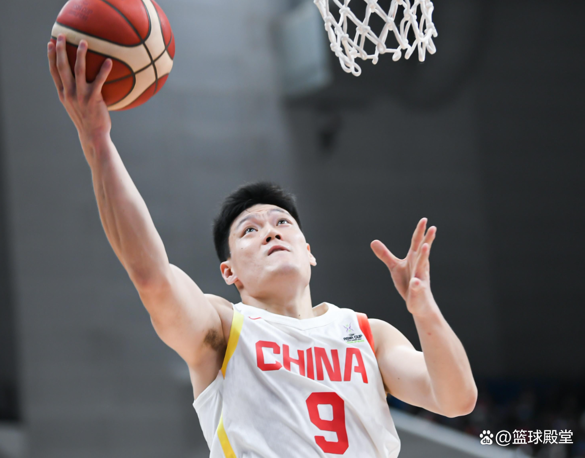 深圳男篮训练开放日；加时末段伤情更新引欢呼；法国杯在即；高层口径保持一致(8月31日龙华国际男篮邀请赛回放视频全部)