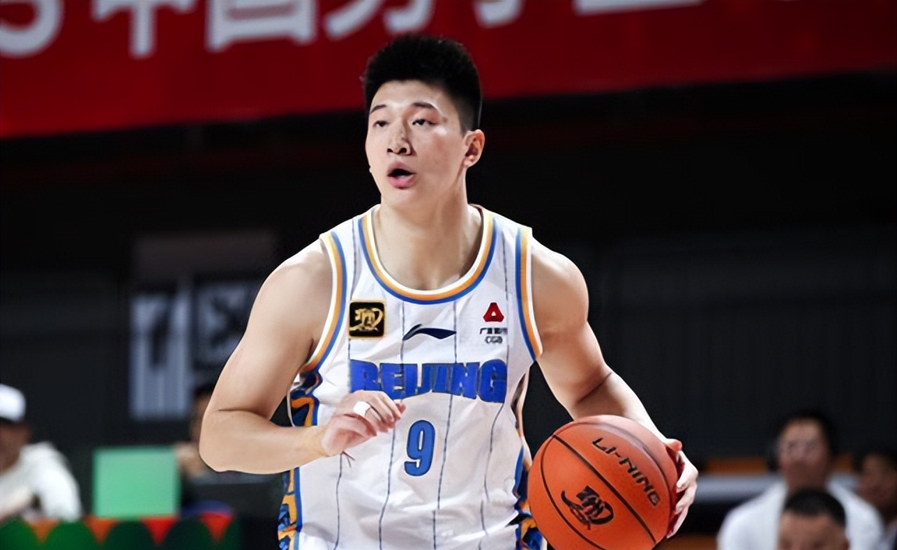 冲刺阶段体能课后，北京首钢状态回暖备战欧篮联，压力陡增，训练强度明显提升的简单介绍