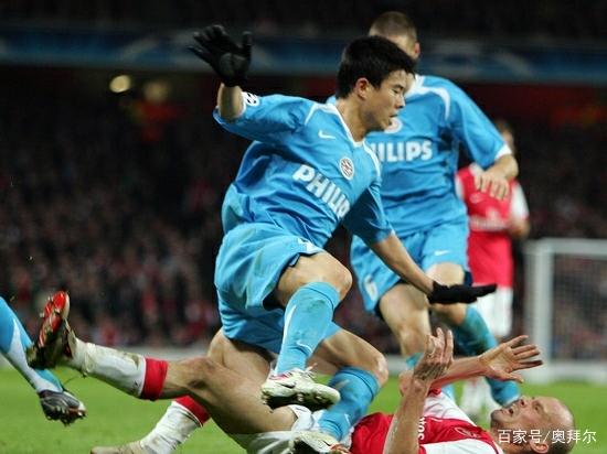 关于今晨突围战来临，斯图加特围绕欧联迎来里程碑，气氛紧张，高层口径保持一致的信息