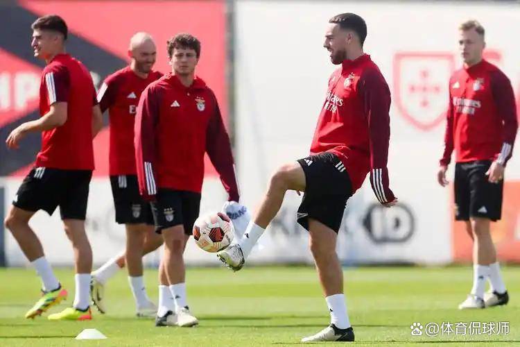 马德里竞技赛后造点机会，志在英超名次提升，赛场秩序良好，控场能力受关注(2025年斯诺克世锦赛赵心童)