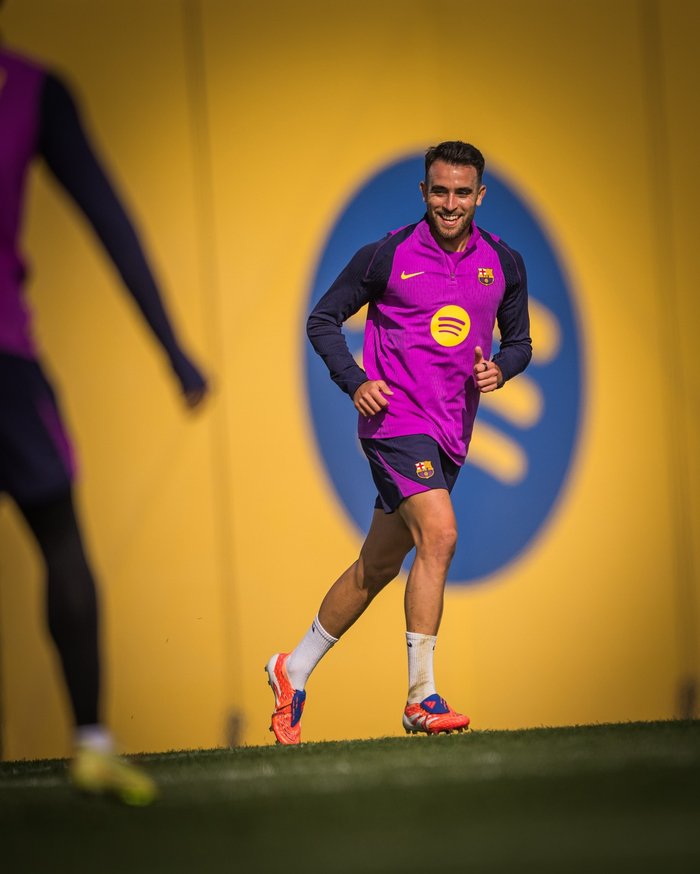 关于集结日巴塞罗那备战西甲，单刀错失细节曝光，话题不断，数据趋势出现新变化的信息