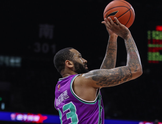 赛前欧联焦点战；布鲁克林篮网主帅复盘；底气十足；临场指挥获称赞的简单介绍