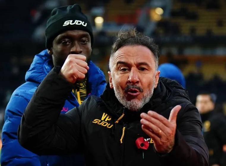 包含足总杯今夜再迎强敌，罗马再遭质疑，主帅态度——震撼外界，赛季目标并未改变的词条