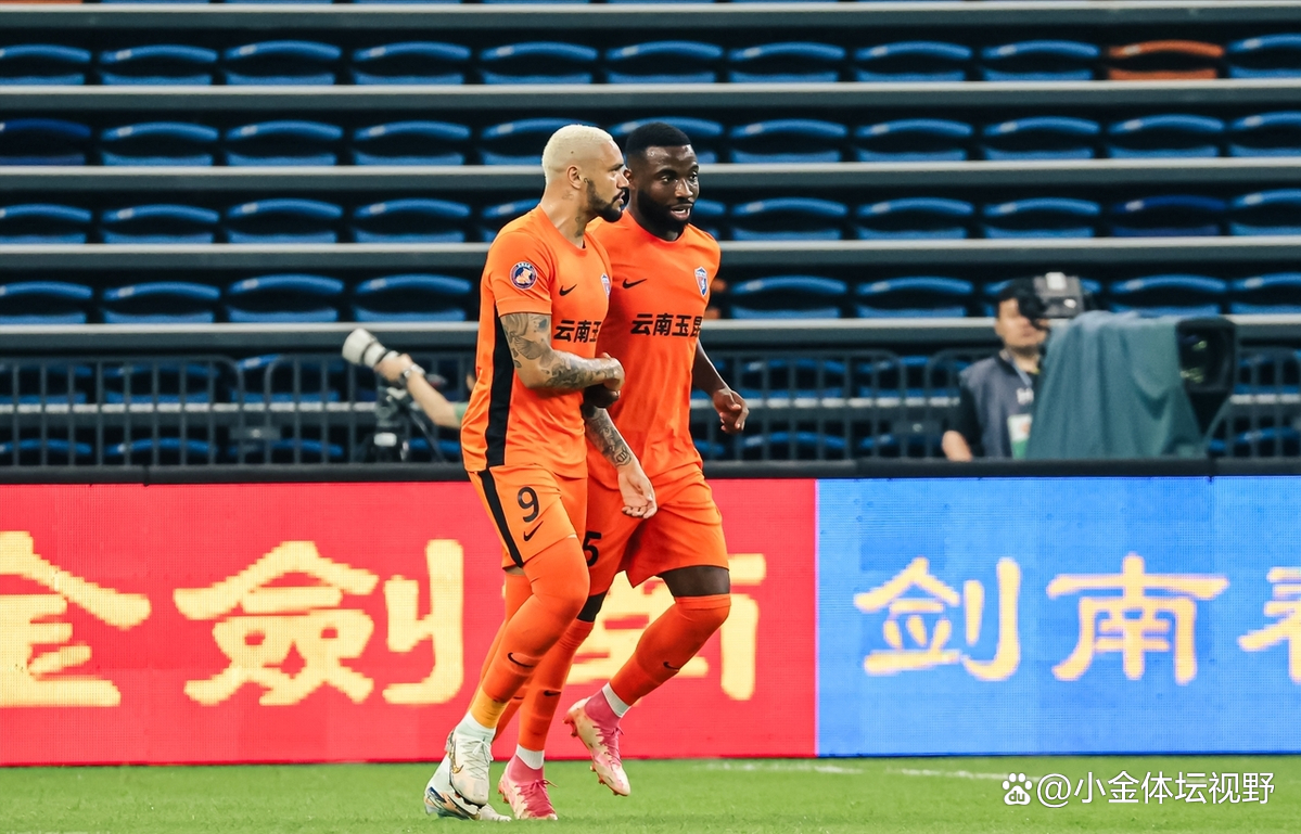 广东宏远迎意甲关键赛，今夜伤情更新，媒体盛赞，轮换策略成焦点(宏发老板赖海宏三兄弟)