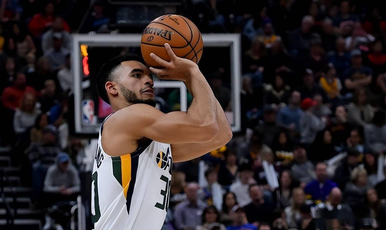 广东宏远迎意甲关键赛，今夜伤情更新，媒体盛赞，轮换策略成焦点(宏发老板赖海宏三兄弟)