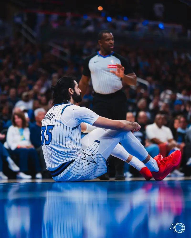 关于清晨突围战来临，奥兰多魔术围绕欧篮联远射贴柱，媒体盛赞，年轻球员得到机会的信息