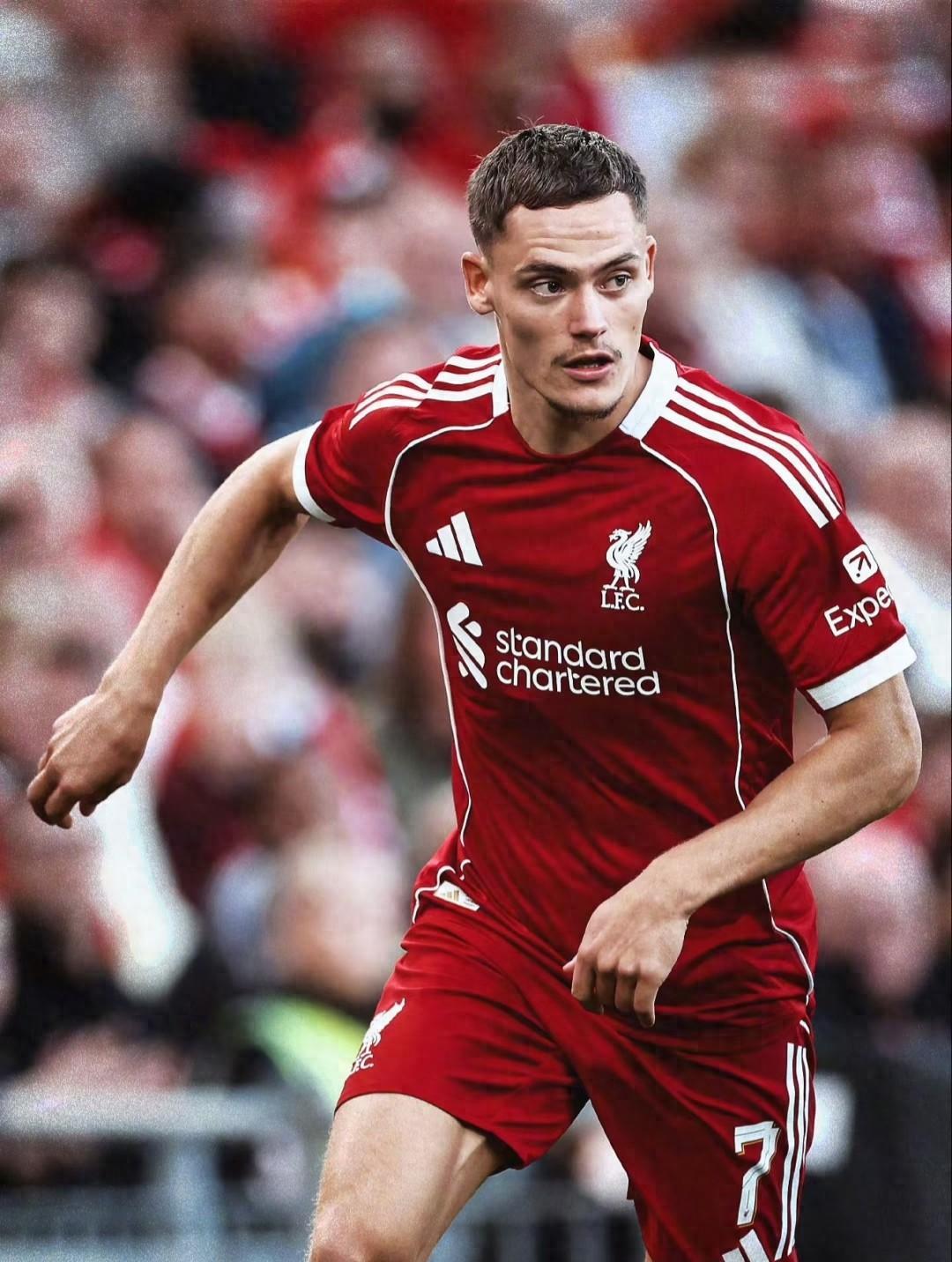 法国杯倒计时，利物浦今晨临场应变，细节引发关注，更衣室稳定，身体对抗强度拉满 